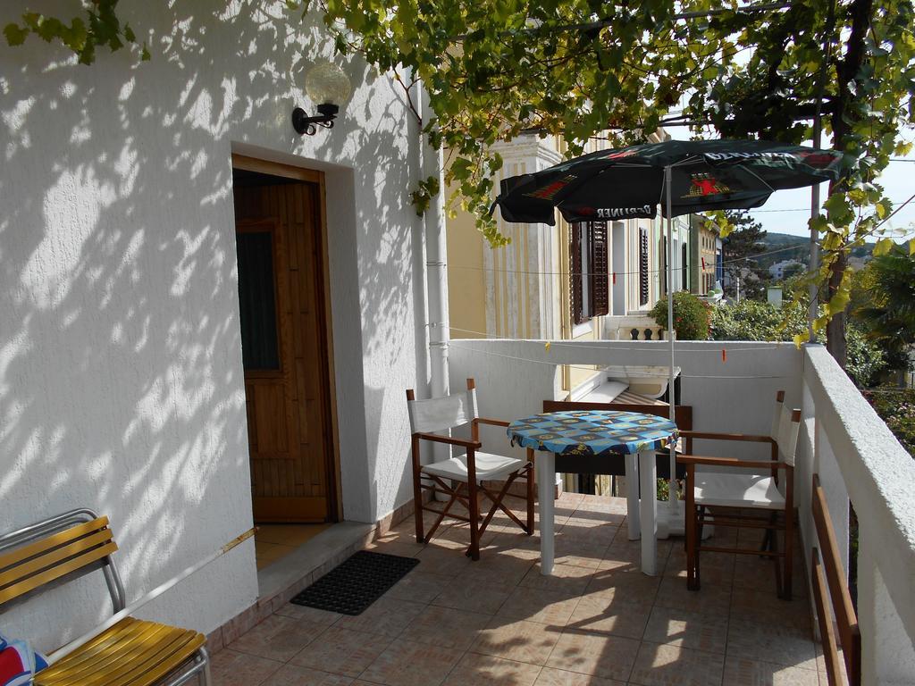 Apartments U Kapetana Punat Eksteriør bilde